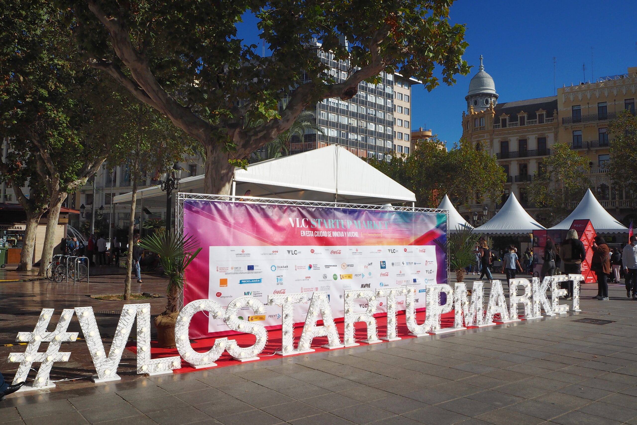 VLC Startup Market